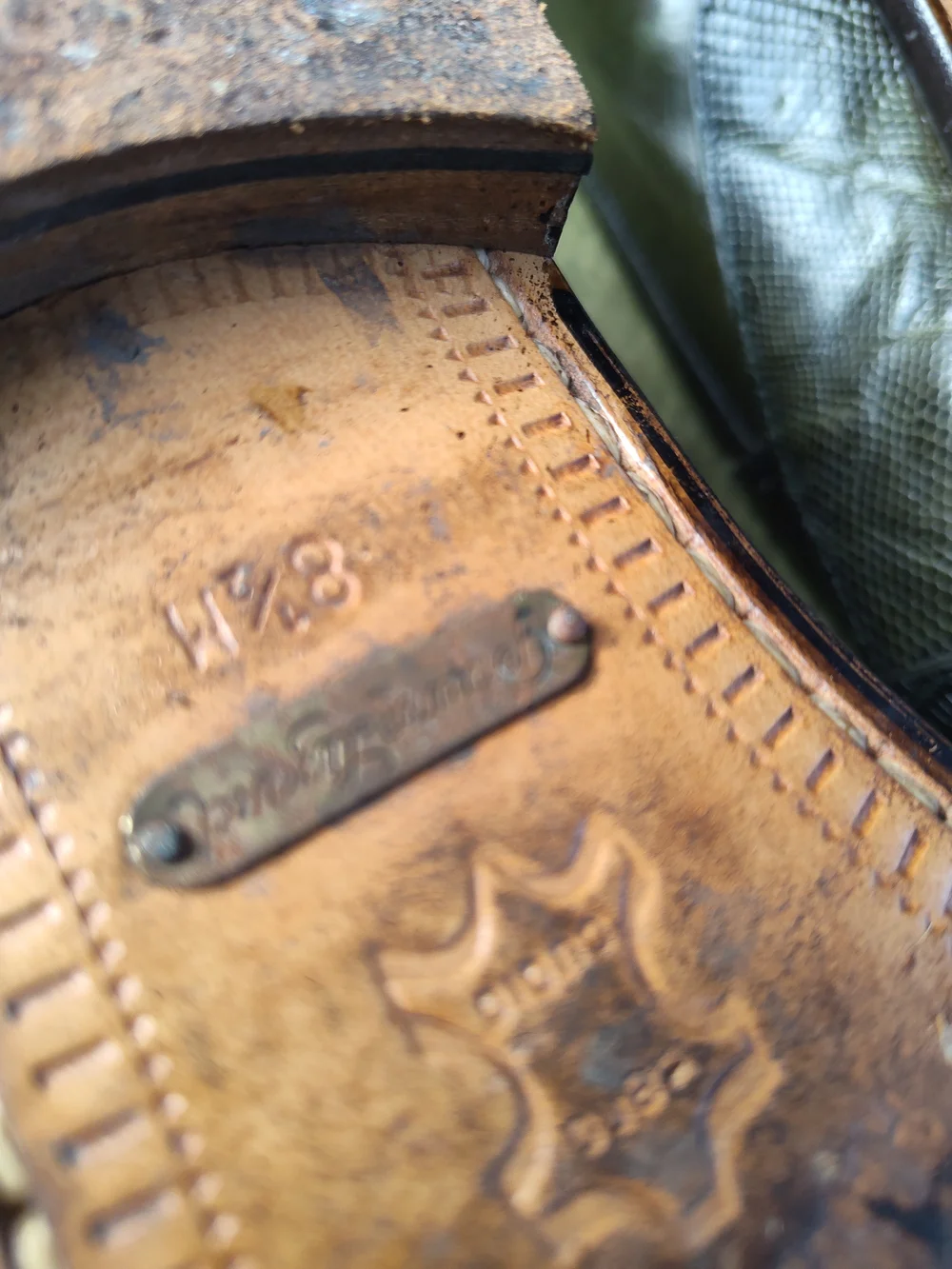 Mezlan Olive / Pistachio Croc-Texture Leather Slip-Ons